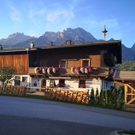 Stockingbauer Villa ลีโอกัง ภายนอก รูปภาพ